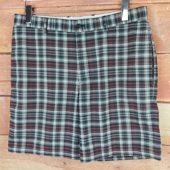 𝅺🍄3/50$🍄 Greg Norman plaid golf casual bermuda size 34 - Picture 2 of 7
